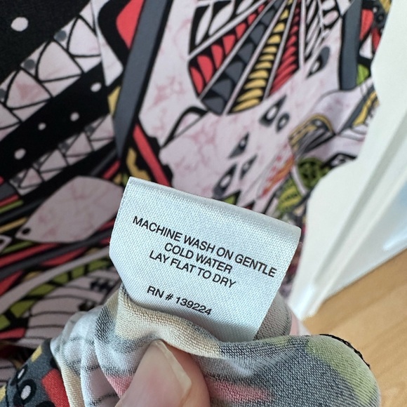 Multicolor Geometric Print Dress - Picture 6 of 8